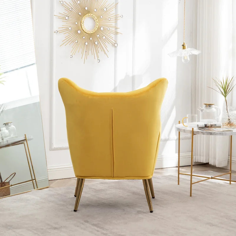 Chaise capitonnée en velours avec pieds dorés