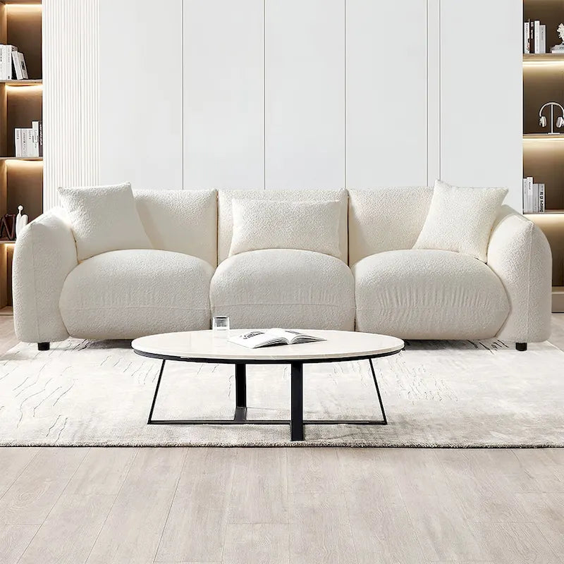 Un canapé de style moderne, adapté aussi bien au salon qu'à la chambre à coucher