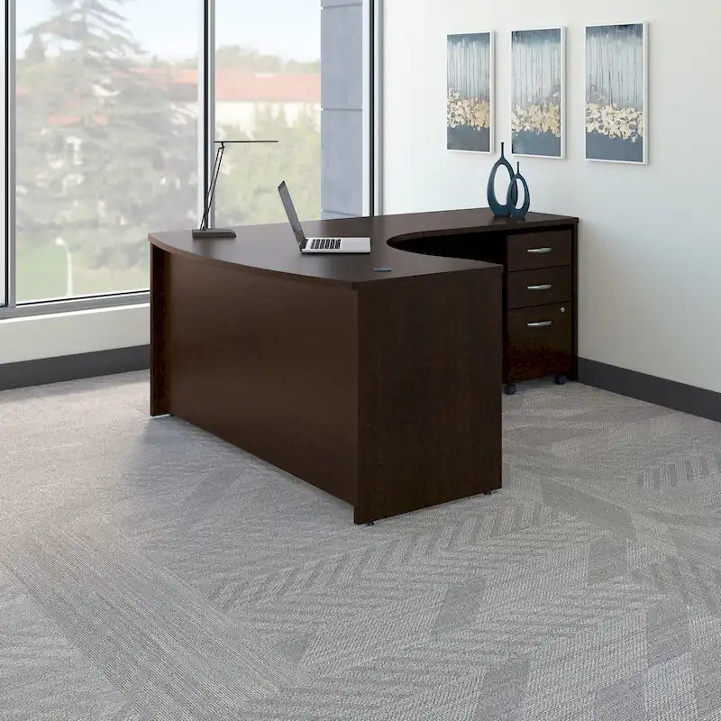 Bureau d'angle avec tiroirs.