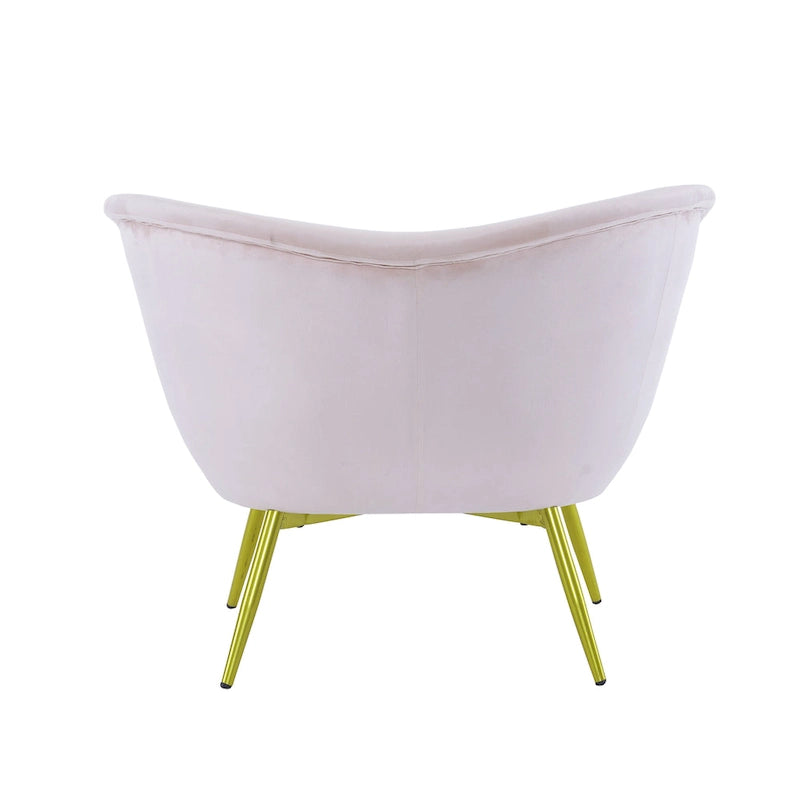 Fauteuil de salon moderne rembourré en peluche avec dossier incurvé et pieds dorés.
