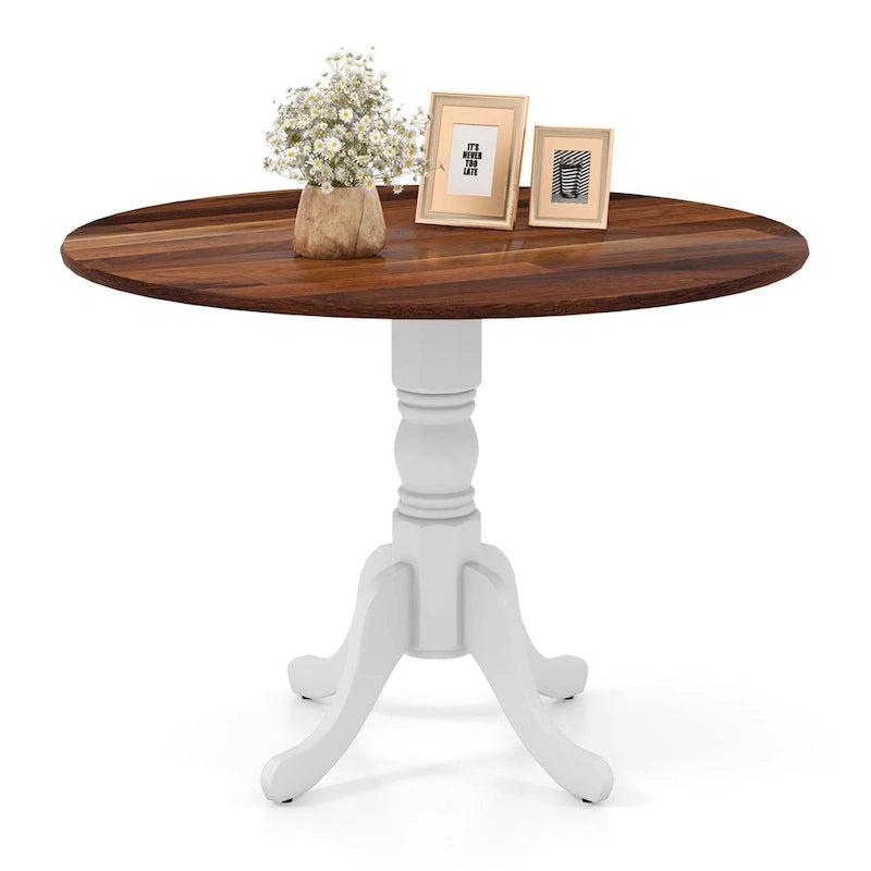 Table à manger rustique en bois avec un plateau rond