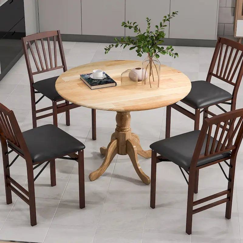 Table à manger rustique en bois avec un plateau rond