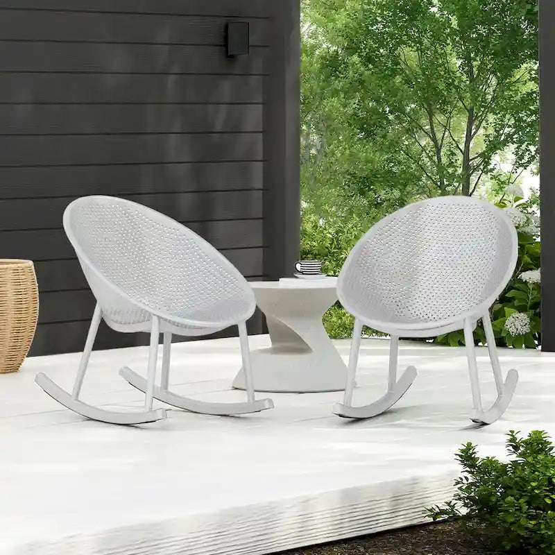 Fauteuil à bascule moderne en plastique de style médiéval