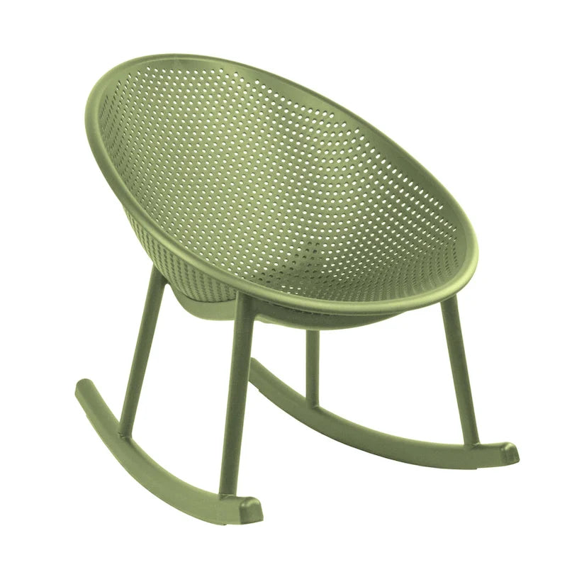 Fauteuil à bascule moderne en plastique de style médiéval