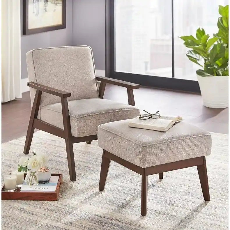 Chaises et repose-pieds