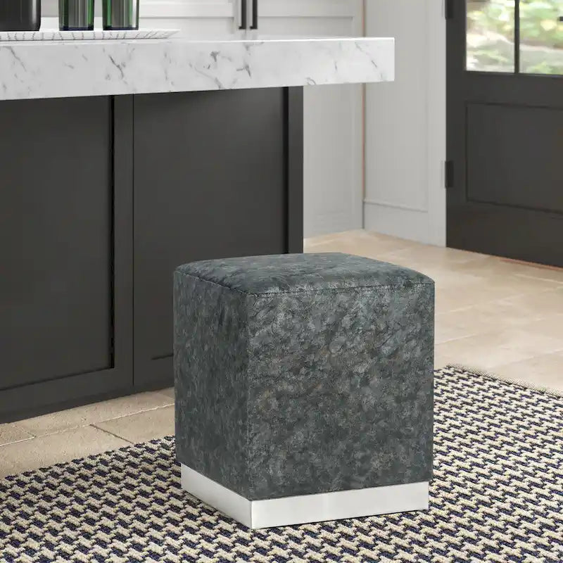 Repose-pieds/tabouret de coiffeuse garni d'or