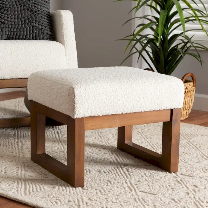 Repose-pieds en bois blanc cassé de style médiéval-moderne