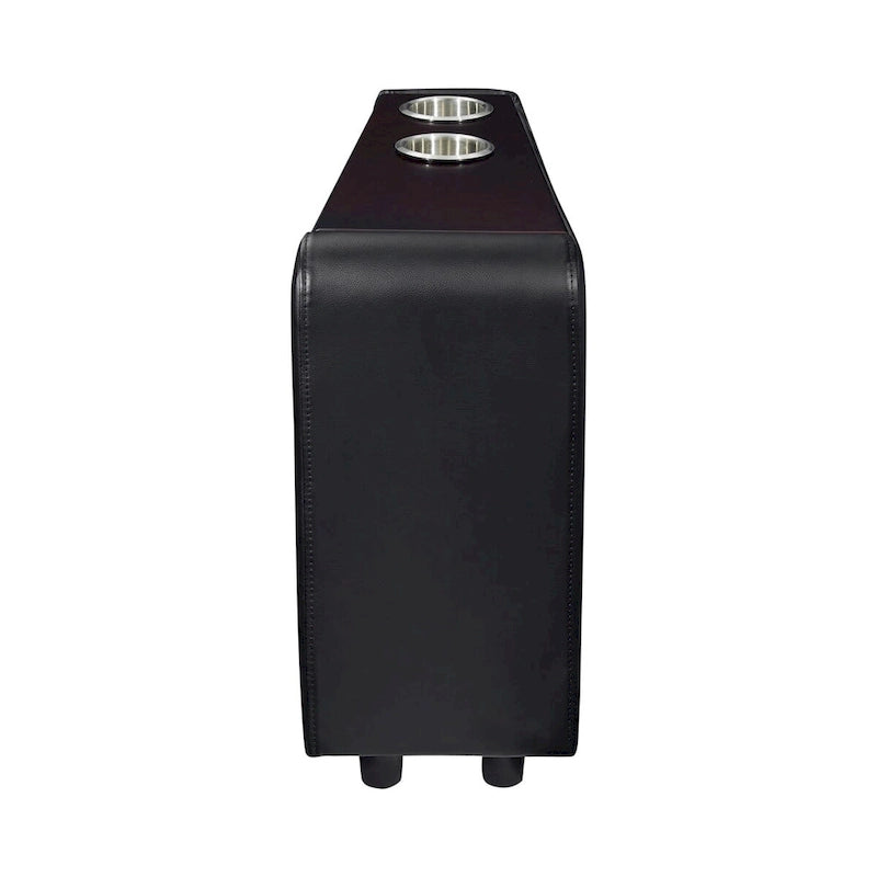 La console centrale est dotée de similicuir et de deux porte-gobelets métalliques amovibles.