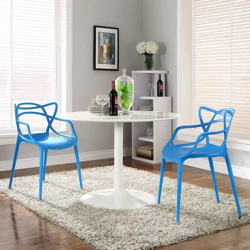 Table et chaises de salle à manger