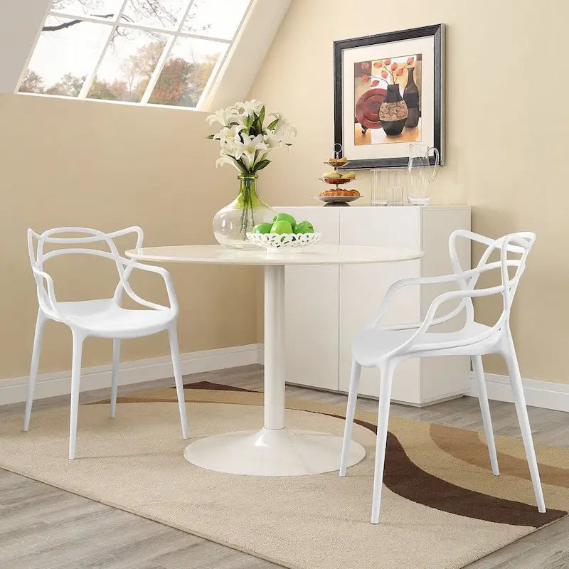 Table et chaises de salle à manger