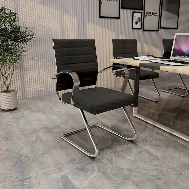 Fauteuil de bureau en cuir véritable avec piètement luge en acier inoxydable